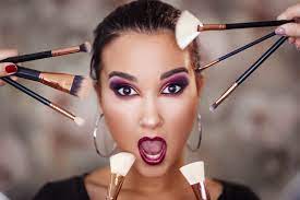 Deslumbra con tu belleza! Descubre 5 ventajas irresistibles del maquillaje